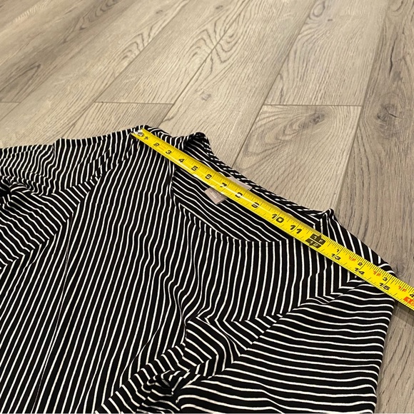 Chico’s Striped Front Pocket Tunic Shirt Women’s 0 (US - S) Stretch 3/4 Sleeves - Picture 10 of 11